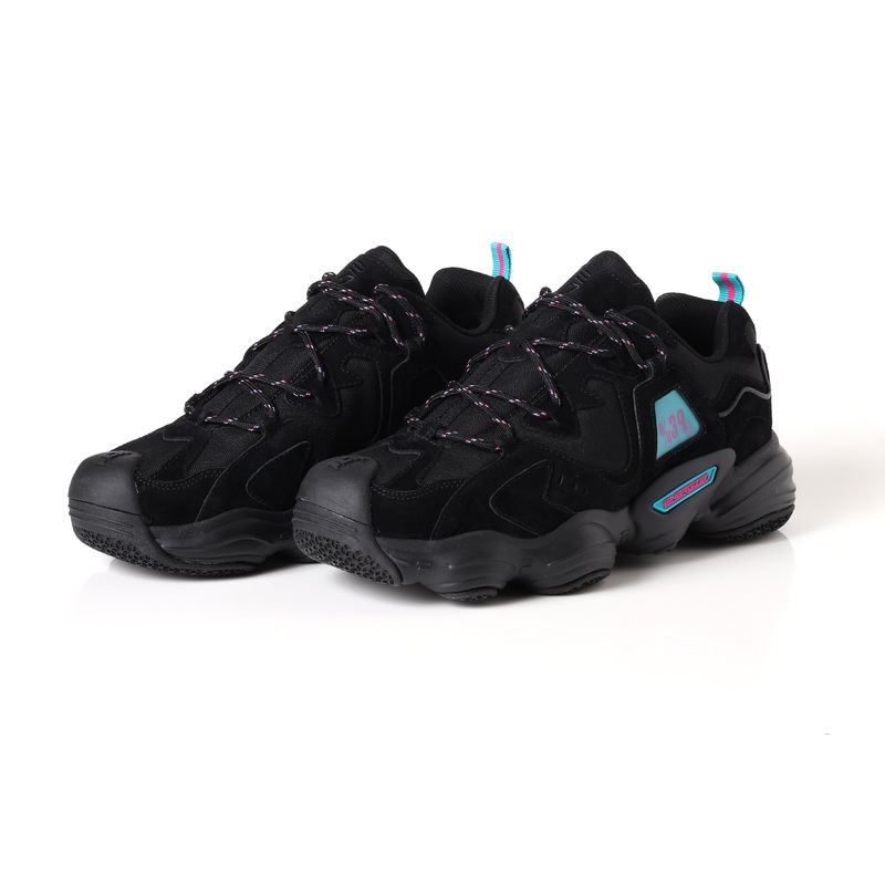SPECIAL ORDER FILA x Hatsune Miku - Floater: Black/Pink/Blue [EXCLUSIVE]