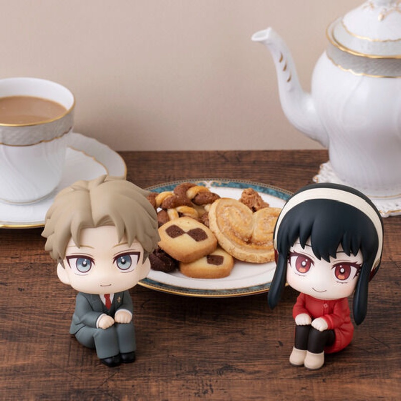 PRE-ORDER Look Up - SPY x FAMILY - Loid Forger & Yor Forger [EXCLUSIVE]